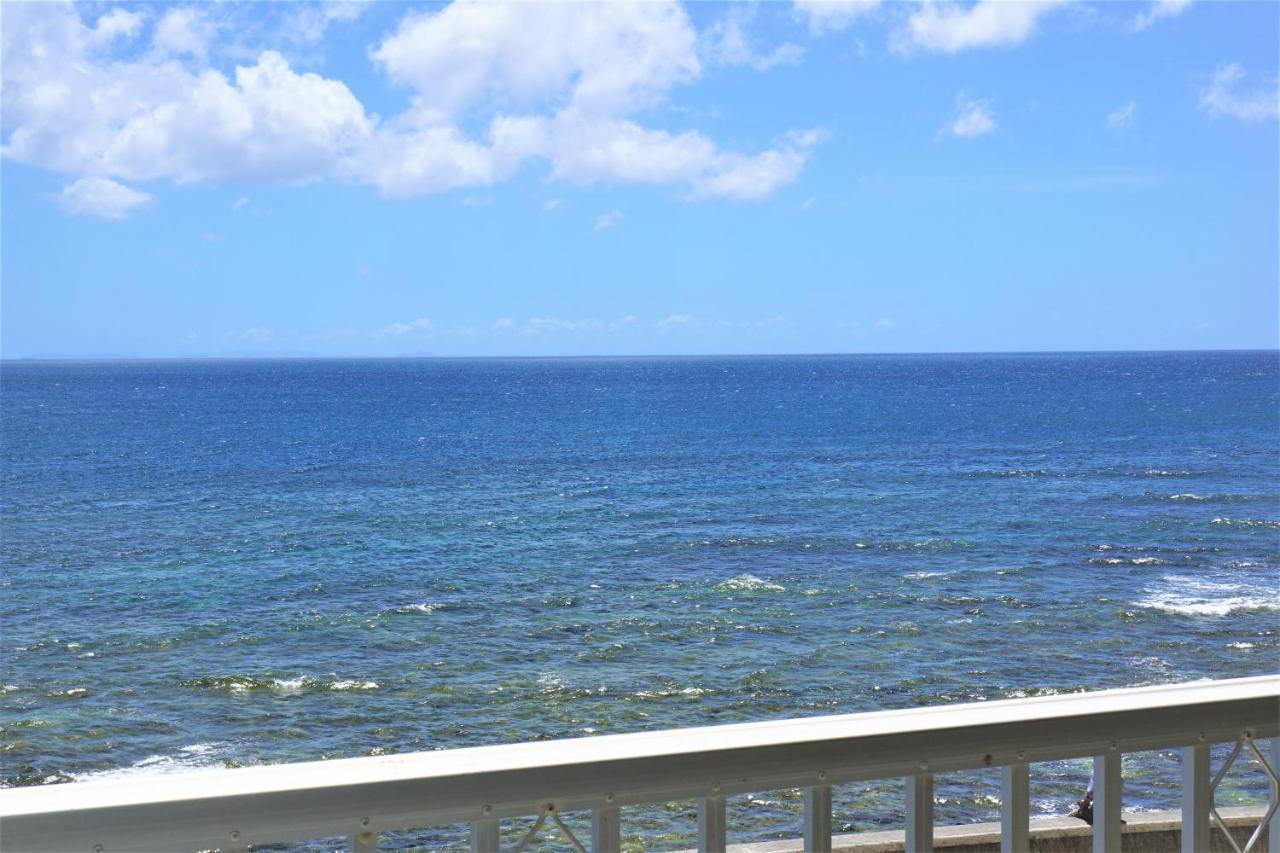Отель Okinawa Ocean Front Тятан Экстерьер фото